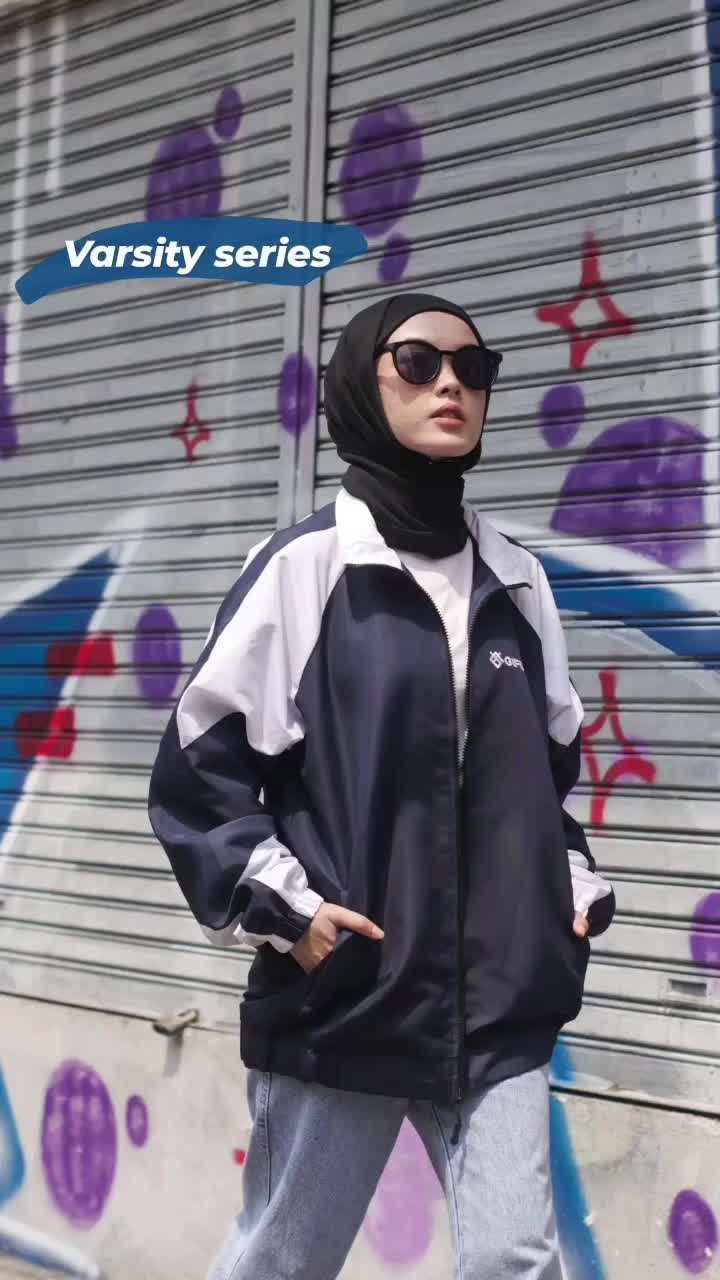 VARSITY JACKET VINTAGE SOFT PARASUT WATERPROOFMANTEL PRIA