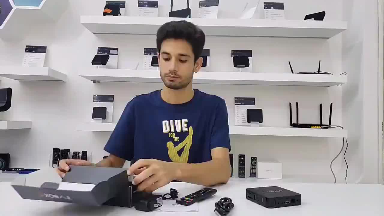 MXQ 4K Android Ultra HD smart original TV Box + I8 & MX3 Mini Keyboard 2.4+5GHz 3 color with Touchpad COD