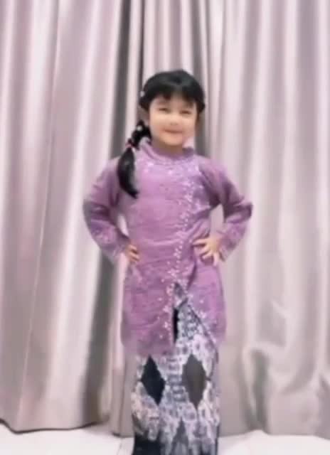Setelan Kebaya Anak Perempuan Umur 5-12 Tahun Atasan Baju Kebaya Janggan Brokat Payet Modern Baju Fashion Wisuda Kartini