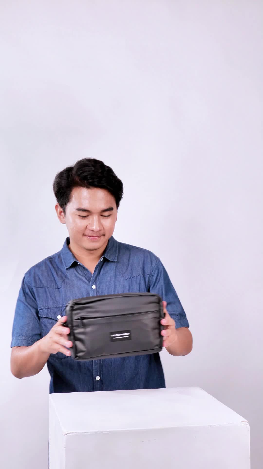 Geje Apparel Handbag Clutch Bag pouch Tas slempang & genggam 3 fungsi cocok untuk kado ulang tahun waterproof tahan air