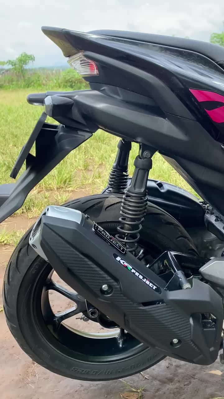 KR PROJECT KNALPOT ORIGINAL TERMURAH untuk matic nmax pcx vario aerox beat dll bersuara bass adem standar racing Motor Motorcycle Silincer Asli Mesin Sepeda Tempat knalpot ; cms ; Kendaraan