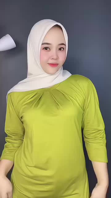 Erianthe Blouse Lengan 7/8 Model Tengah Baju Muslim Rayon Oversize Basic Top Atasan Wanita Kekinian 777