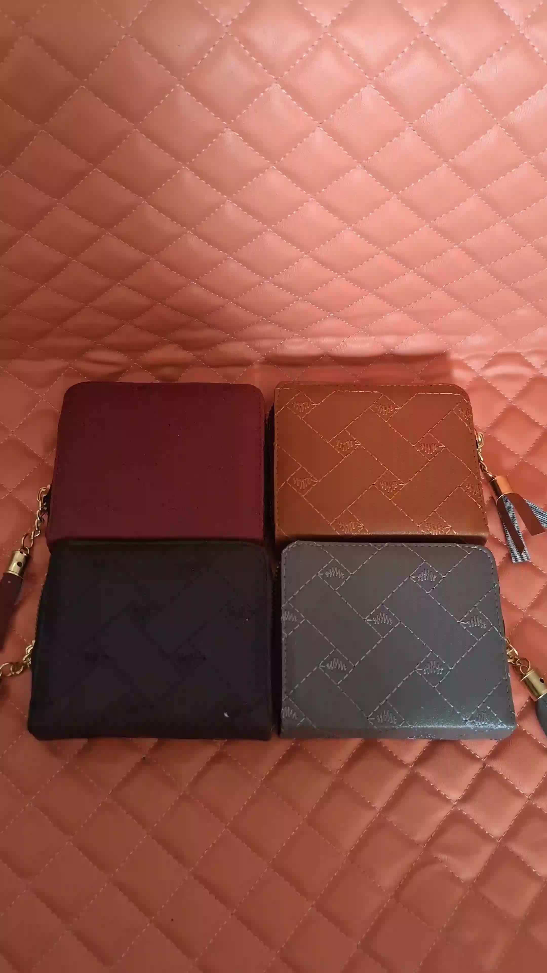 Dompet oval kartu full bordil