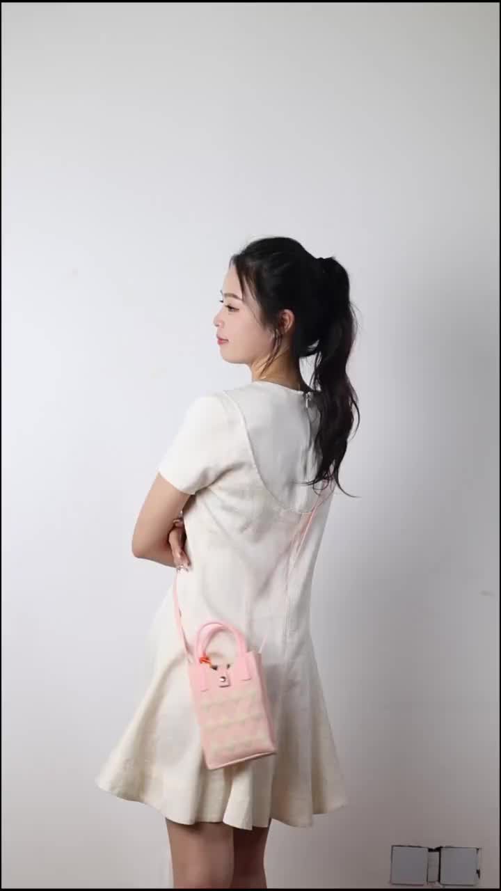 Knitted Mini Sling Bag Premium Tas HP Rajut Selempang Wanita Korean Style MOTIF DIAMOND - T216 Pink