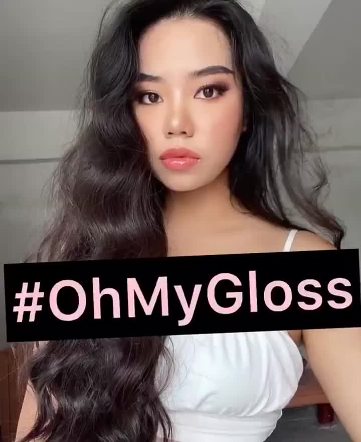 PINKFLASH OhMyGloss Moisturizing Shine and Shimmer Plumping Lip Gloss Lip Care Glasir Bibir Lipstick Gloss