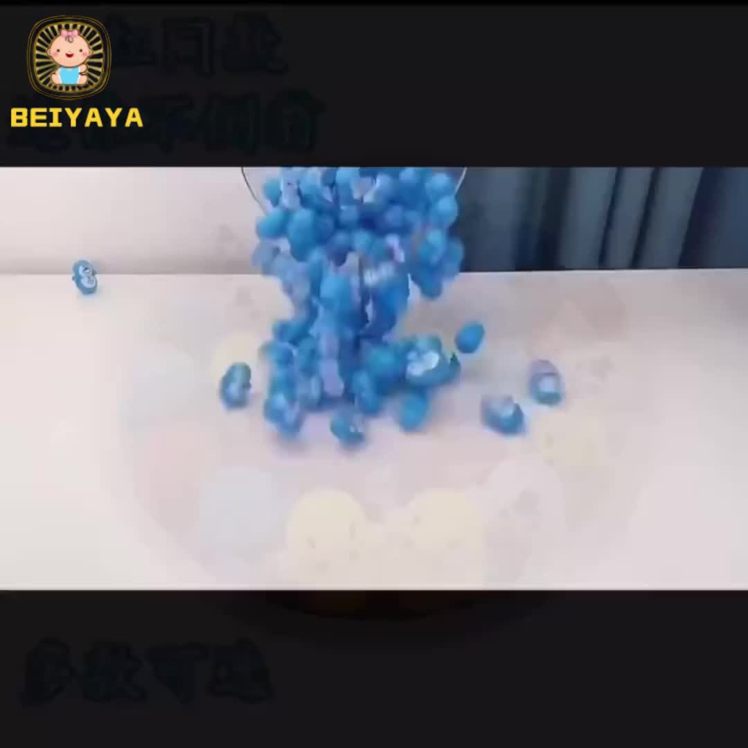 BEIYAYA Mainan Tumbler Bentuk Hewan - Karakter Boneka Tumbler Cumi-cumi - Mainan Bayi Lucu Ayunan Doraemon Pikachu - Boneka Ajaib Mini Tumbler Berbagai Motif - Mainan Melenting Karakter Roly Poly untuk Anak-Anak Toys M019