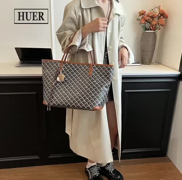 HUER ~ Tas Wanita Vilora Pattern Tote Bag With Charm Bag 9454-575