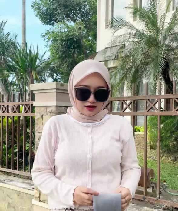 Cuddleme Geos Fit Air dan Sporty Spessa Gendongan Bayi Instan M-Shape Lembut Empuk Gendong Samping Newborn Toddler Bunda Hipseat