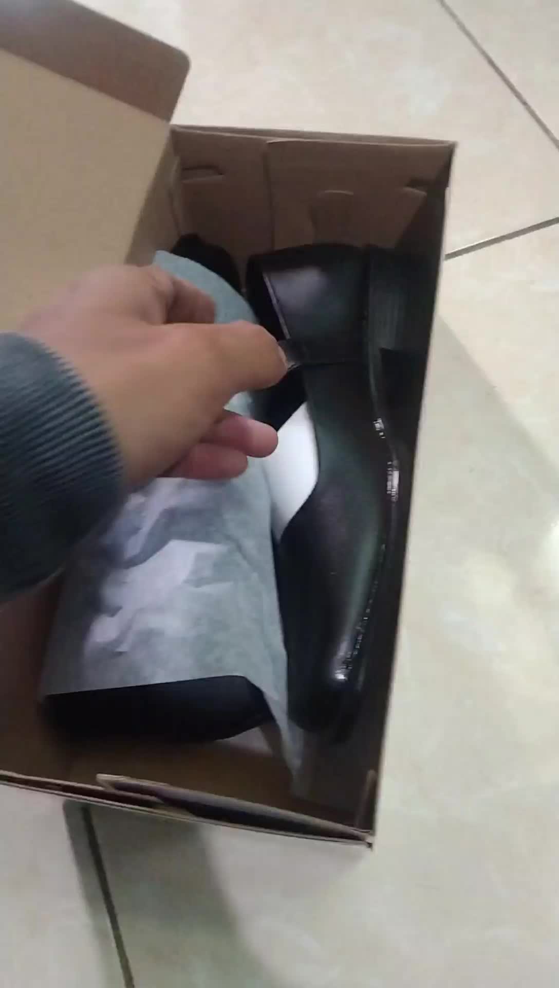 Sepatu pantofel wanita paskibraka kulit sapi