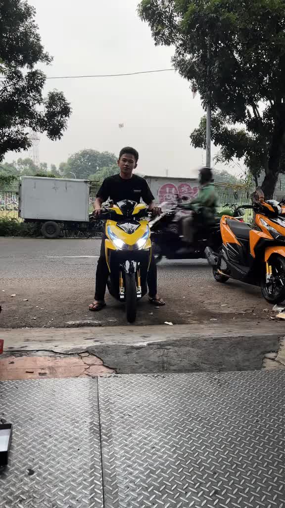INJEKTOR SUPER INJECTOR VIETNAM PART 8 HOLE BEAT VARIO CB150 CBR150 SONIC SUPRA GTR GENIO SCOOPY CRF Motorcycle