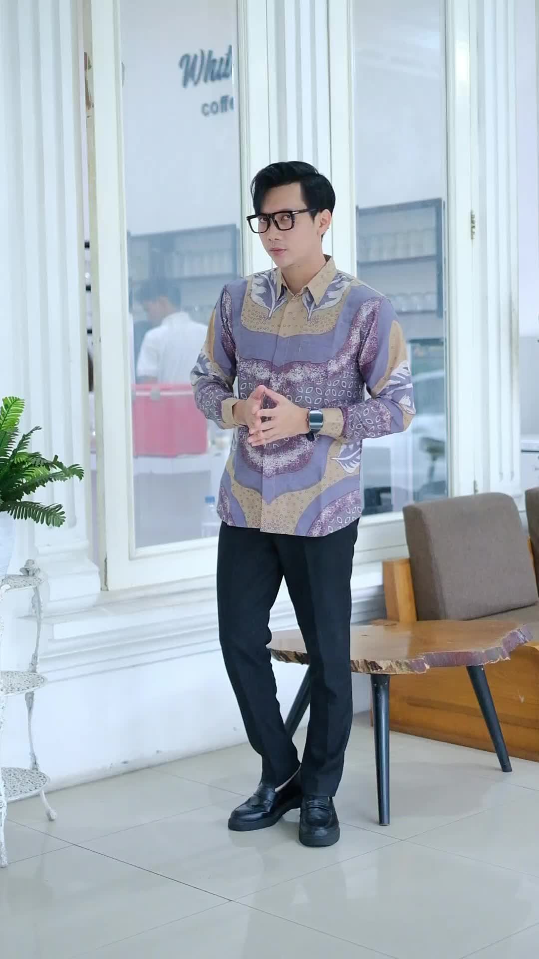 Baju batik kemeja batik pria lengan panjang lapis furing bahan premium..waru crem