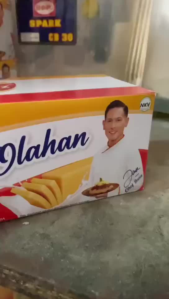 Wincheez Keju Cheddar Spread 250gr – Keju Oles Lezat untuk Roti, Snack, & Masakan Cheese