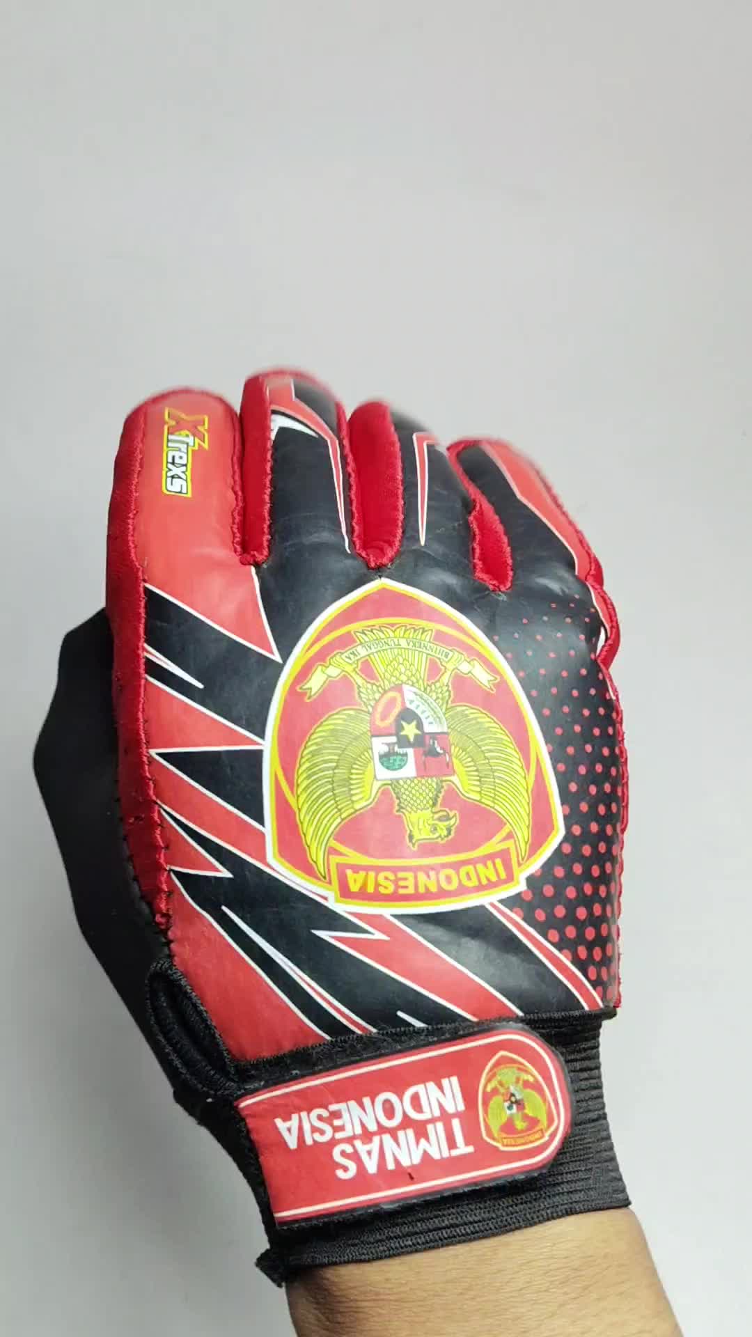 Sarung Tangan Kiper Sepak Bola Model Terbaru - Sarung Tangan Kiper Anak - Sarung Tangan Kiper Klub Sepak Bola Quiser Glove