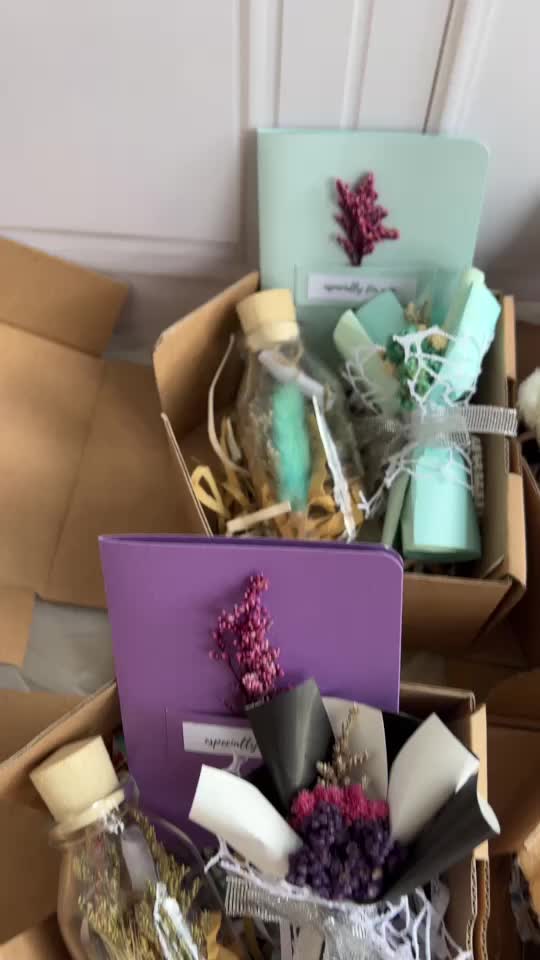 Hampers Kado Souvenir Gift Box Minimalis Aesthetic kado ulang tahun wisuda kado Cowok Kado Cewek Kado Pacar Kado HAMPERS GIFTSET GIFT BOX HADIAH ULANG TAHUN HADIAH GRADUATION