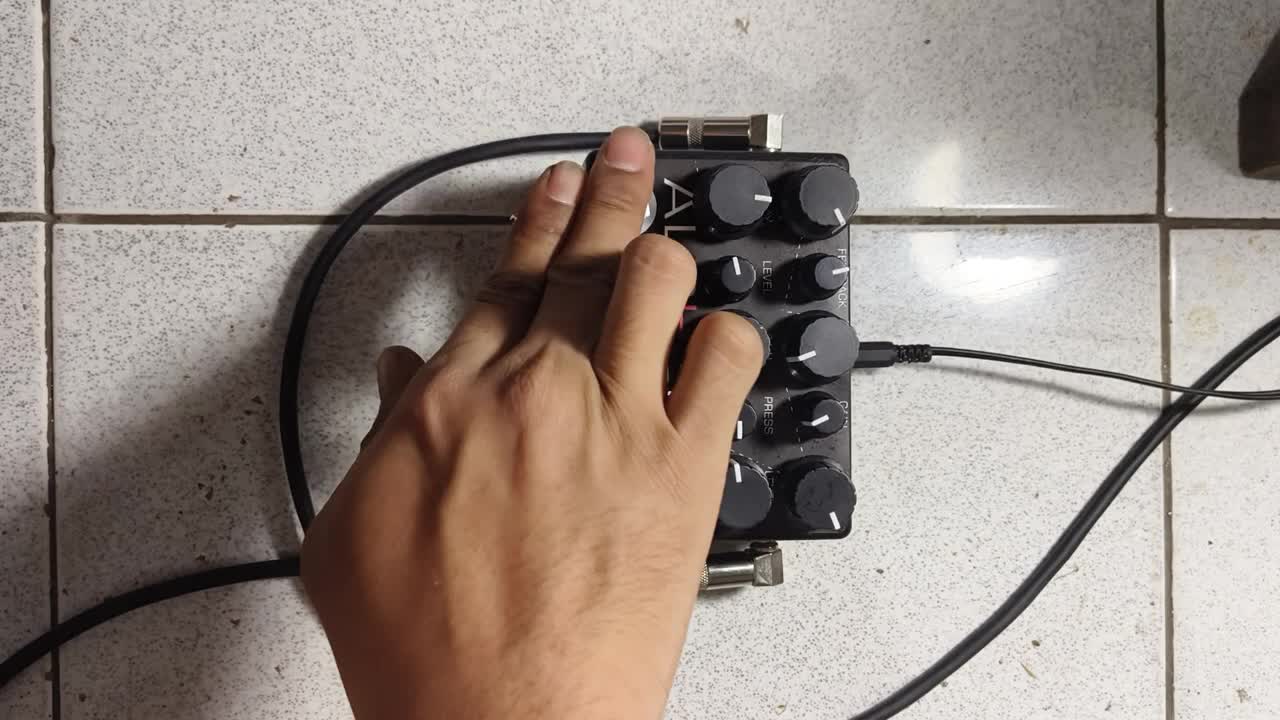 Vtisystem efek gitar distorsi delay overdrive 3 in 1 alchemist