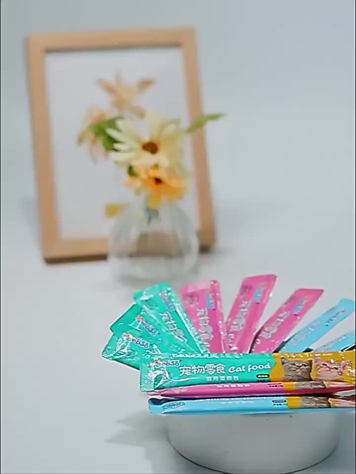 Cemilan Kucing Snack Kucing 15g penggemuk bergizi Cat Food Strip Stick Treats Cemilan Hewan