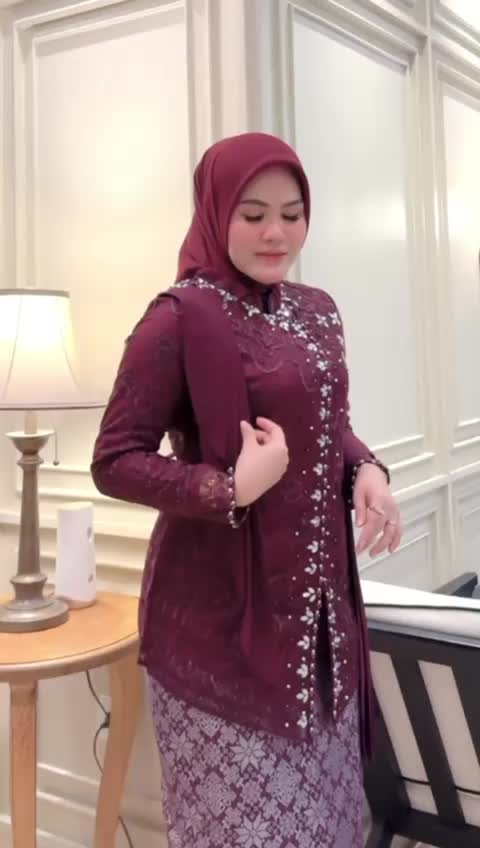 Ready Kebaya Daniya Full Payet Salendang Lepas Pasang Dengan Rok Batik Songket Lilit Cocok Untuk Acara Wisuda Dan Seragaman Pesta Keluarga keraton