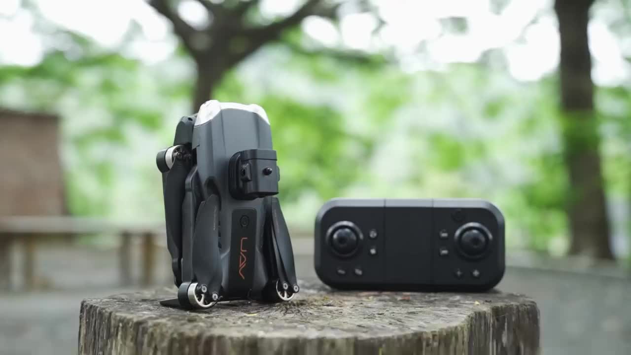Drone Kamera HD Drone YY010 4K HD Dual Kamera FPV WIFI Anti Tabrakan Kamera Bisa Kontrol Brushless Motor