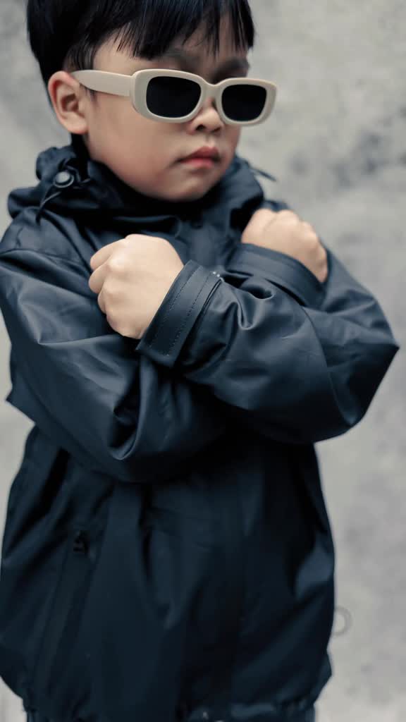 jaket anak gorpcore rough racoon waterproof anti air laki laki perempuan Fashion Motif Bordir Hoodie
