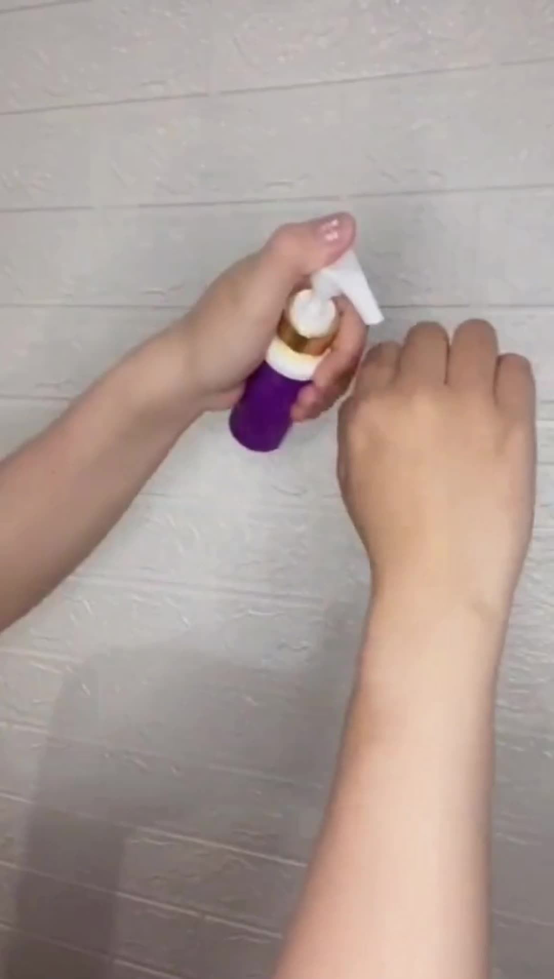Body Lotion Calathea SPARKLE with Collagen Niacinamide Alpha Arbutin Memutihkan Mencerahkan Kulit Kusam Kering Belang dan Memudarkan noda menghitam pada kulit Whitening Brightening Skin [TERDAFTAR BPOM]
