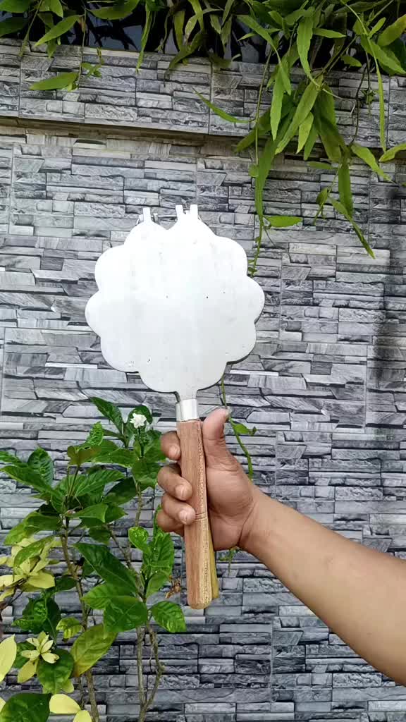 Cetakan Kue Wafel Bentuk Hati - Alat Cetak Wafel Anti Lengket Gagang Kayu - Wafel Maker wadah kitchenware