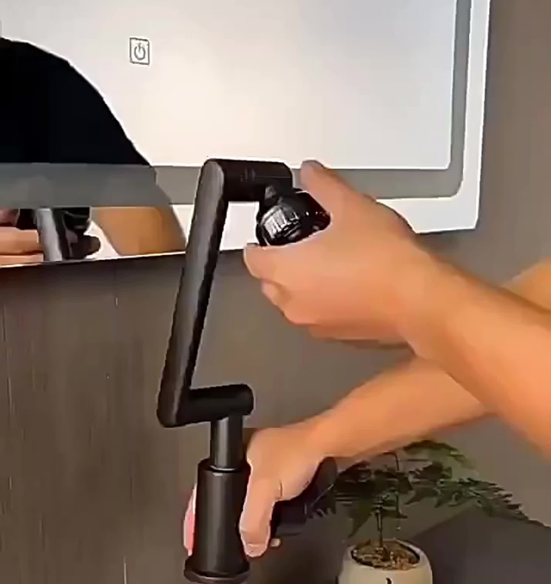 GaoFen Kran Angsa Fleksibel – Bisa Putar 360°, Mode Semprot & Pancur, Anti Karat