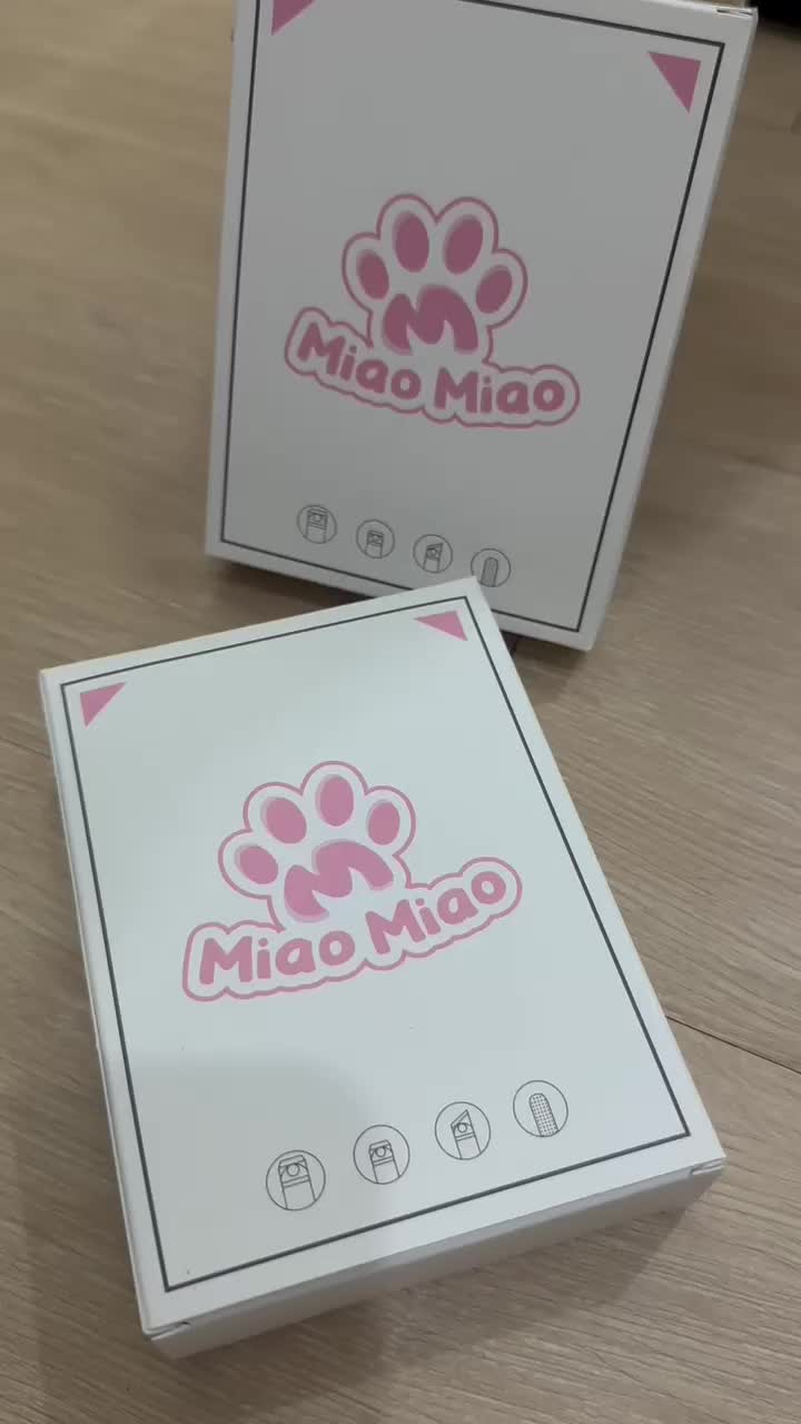 Miao Miao - Alat Manicure & Pedicure - Gunting Kuku Set 6 Pcs Terdiri dari Pembersih Telinga , Kikir Kuku , Gunting Kuku dan Gunting Alis