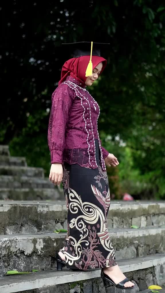 MEGA Tunik Kebaya Payet Full Brukat Wanita Rok Span Batik Baju Formal Material Lace & Katun Wisuda
