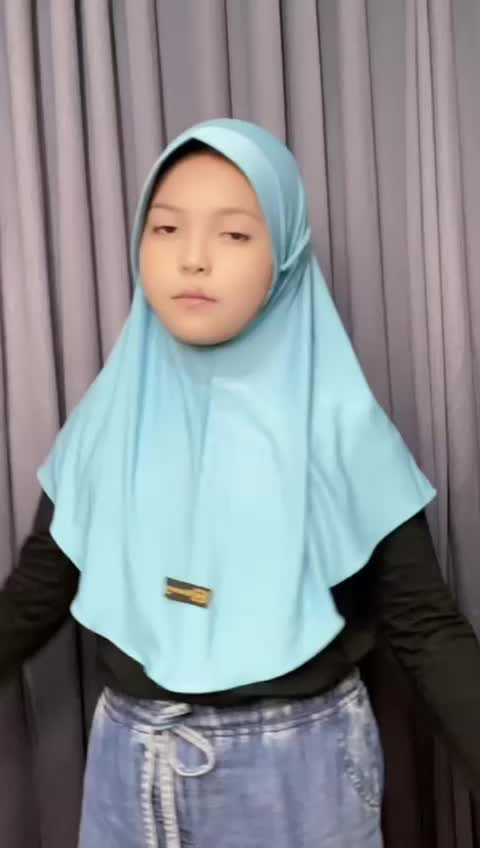 Hijab Anak Pet Ropel Jersey HIJAB PET TALI BELAKANG KEPANG ROPEL ANAK /KERUDUNG TALI KEPANG ANAK Muslim Kerudung Instan Simple Nyaman Variasi Bergo Sekolah burgundy