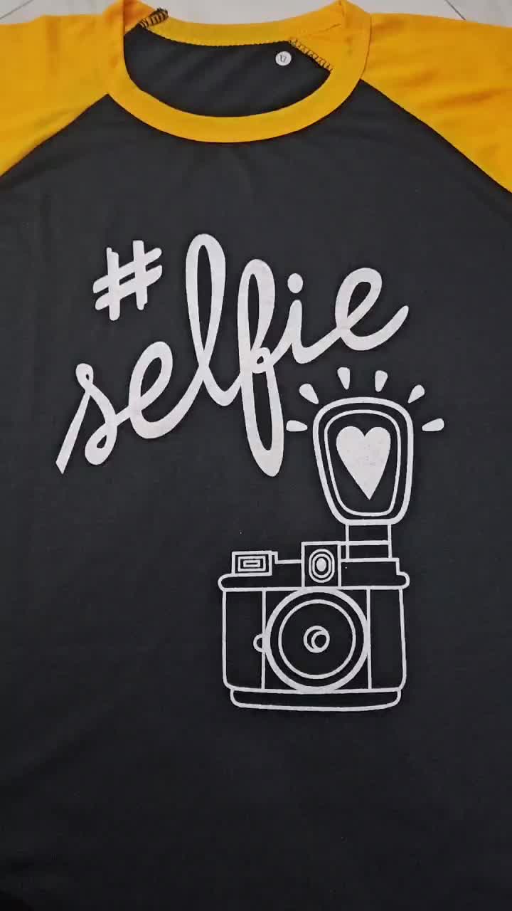 Kaos Atasan Wanita sablon Selfie  / Kaos raglan Wanita Lengan 3\4/ Kaos Cewek/ Kaos Oblong/ Baju Kaos Tshirt/ Tshirt wanita/ Tshirt cewek/ Baju Wanita
