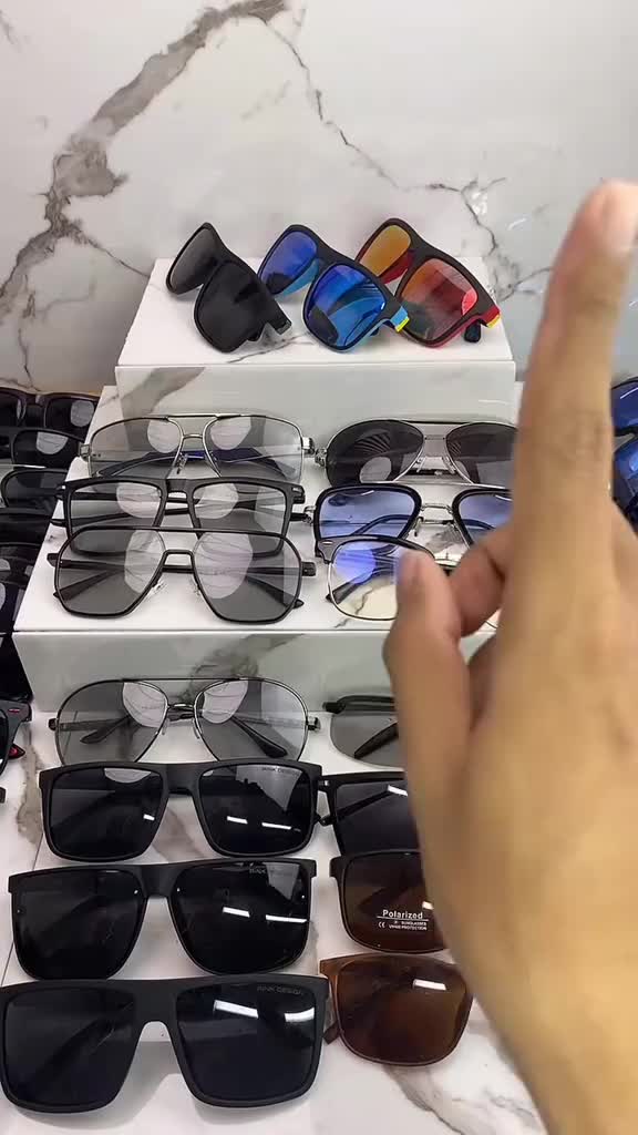 PROMO! Beli 1 Dapat 3 Kacamata Sunglasses UV400 Premium Elegan  dengan Lensa Polarized & Frame Plastik untuk Pria – Eyewear Stylish & Berkualitas