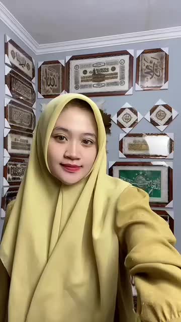 Kaligrafi Dinding Rumah Hiasan Dinding Kulit Kambing Ayat Kursi 35cm x 45cm Bingkai Kayu 1 kg 1 Set