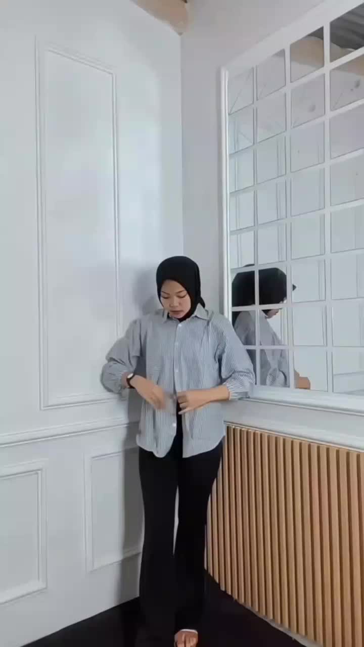 Kemeja Wanita Lengan Panjang Motif Salur Busui Friendly Blouse Wanita Motif Kekinian