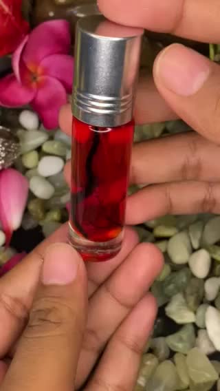 MINYAK MERAH PUSAKHA - AISHWARYA HERITAGE OIL by Bharata Gems
