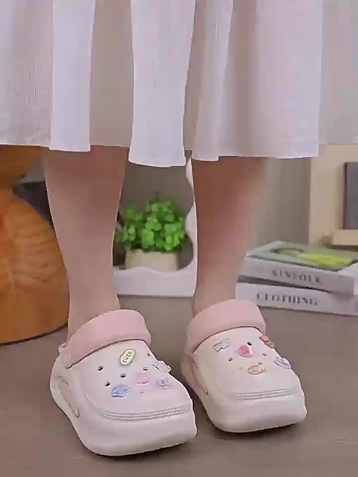 Sandal Biam Wanita Kekinian Sandal Jibbits Sendal Wedges Baim Karet Terbaru Lucu Comfortable