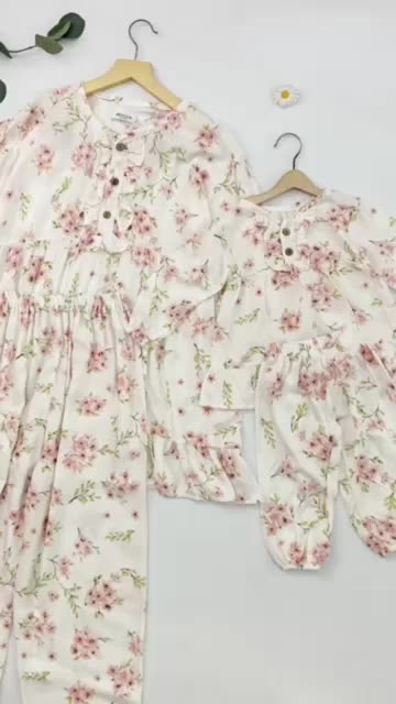 ￼arcella.kids - CENDANA COUPLE SET (dewasa dan anak usia 6 bulan - 4 tahun) - setelan wanita dewasa - setelan ibu & - anak - piyama anak cewek bayi - baju ngaji anak cewek - setelan panjang anak perempuan Cotton Rayon Kancing lengan panjang Tidur