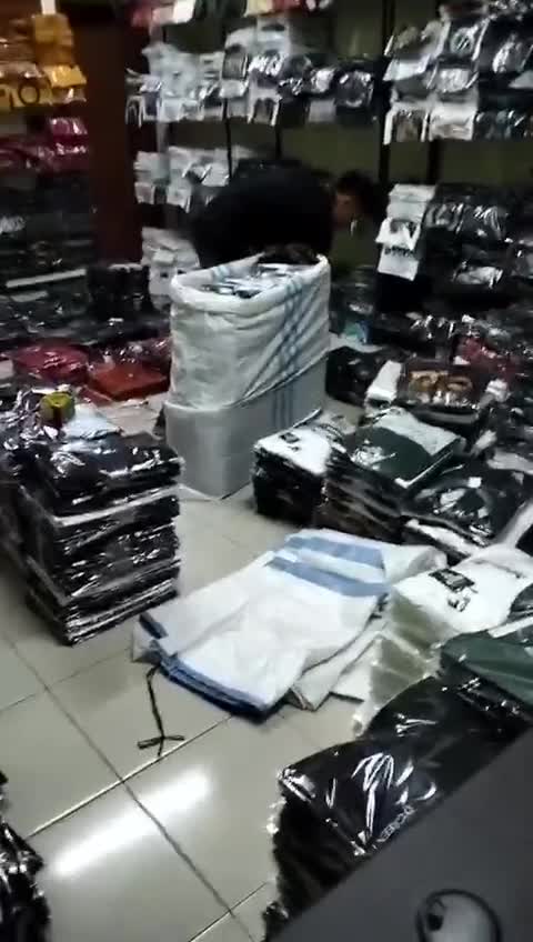 Kaos Distro Pria Dewasa Murah Terlaris/Kaos -M -L -XL -2XL -3XL, Baju Lebaran 2024, Lembut, Nyaman, Plastisol, Sablon, Kain Lembut, Kain Kuat, Warna Tidak Luntur - Panjang