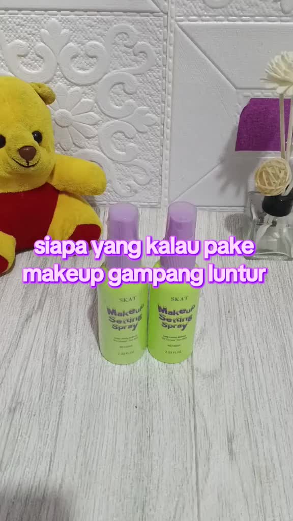 【BUY 2 TAKE 1】Makeup Setting Spray +Makeup Base Cream Primer, Makeup Tahan Lama Quick Setting Pengaturan Lama, Noda, Keringat, Kabut,Semprotan Pengaturan Rias Wajah, Tahan Semprotan Lama, Tahan Pengaturan Facial Mist Finishing Spray