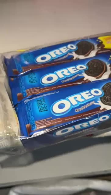 Oreo 2000 Biskuit 38 gram (1 pack isi 12 pcs) LM Snack