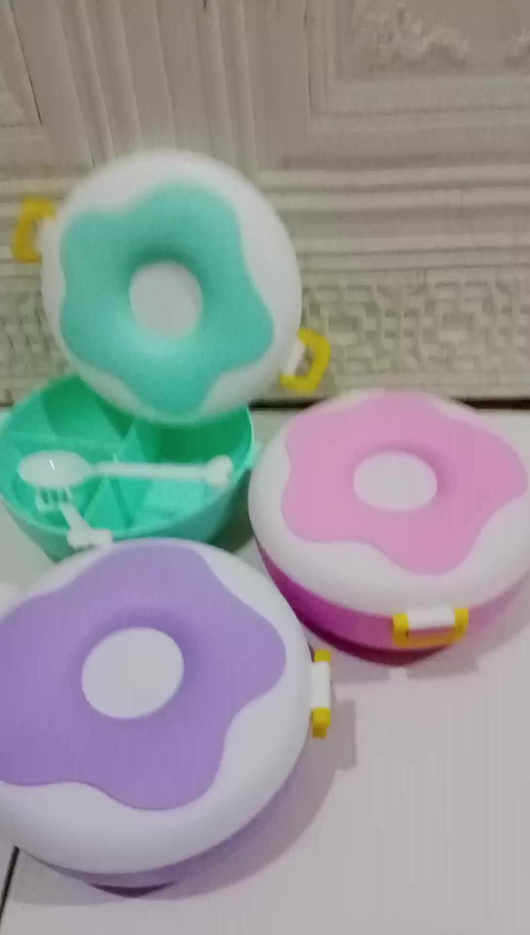 KOTAK MAKAN DONUT LUNCH BOX BENTUK DONAT