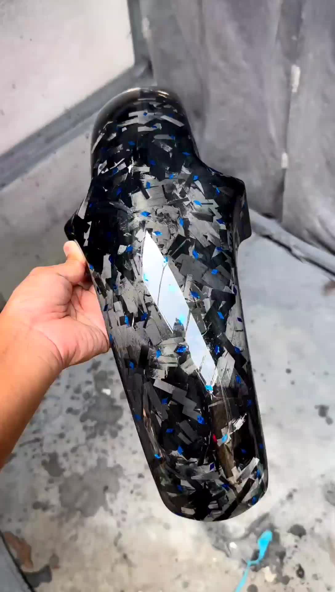 METALIC MODEL DAIMONS CUT BESAR CAMPURAN CARBON FORGED FIBER