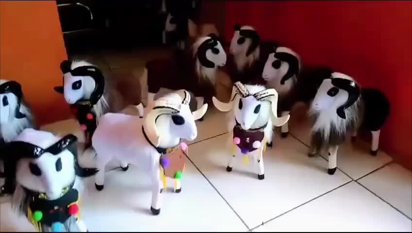 Miniatur Boneka Domba Tanduk untuk Koleksi - Dolls Mainan Toys Kayu