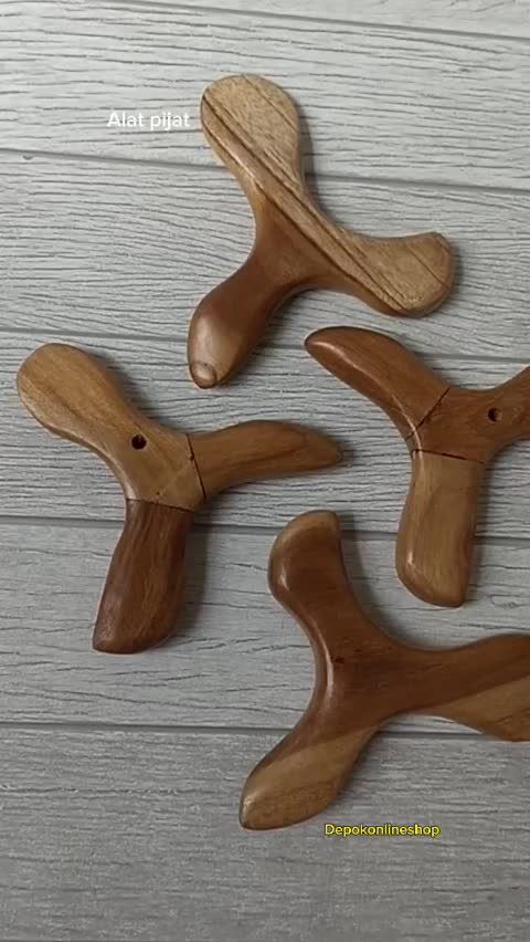 Alat Pijat Telapak Kaki Tangan Refleksi Urut Kerokan Badan Masuk Angin Pijet Reflexi Totok Pijit Repleksi Pemijat Manual Tradisional Segitiga Kayu
