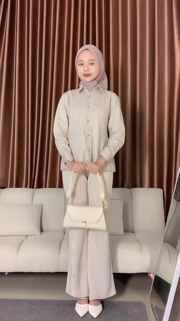 Kemeja Wanita Luna Stripe Fitted Shirt - Atasan Wanita Stripe Salur Kemeja Basic Casual Lengan Panjang - Kemeja Kantor Formal