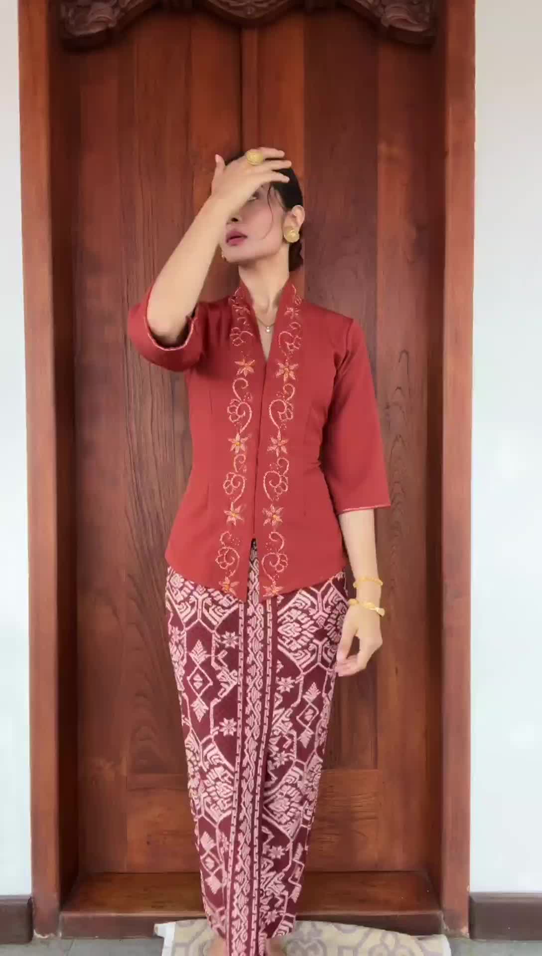 Atasan Kebaya Kartini Lengan Lonceng Full Payet Intan