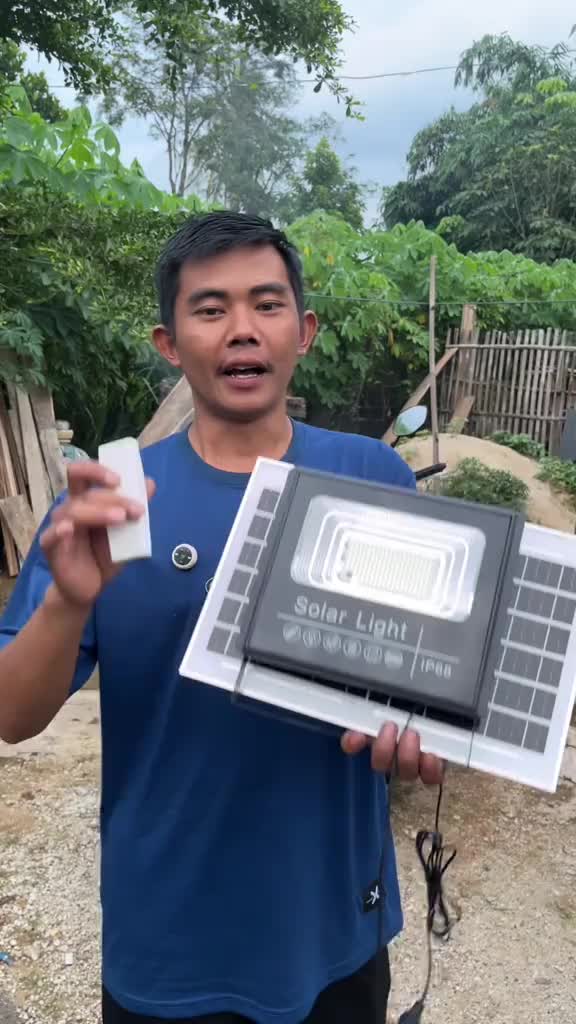 YESQ【Garansi 10 tahun】Lampu tenaga surya lampu  rumah terang panel Lampu solar cell lampu outdoor lampu sorot Super terang Sorot Surya Lampu Jalan 0 Biaya listrik sepanjang tahun Kontrol Cahaya Cerdas tahan air IP67 Taman halaman dalam dan luar ruangan I