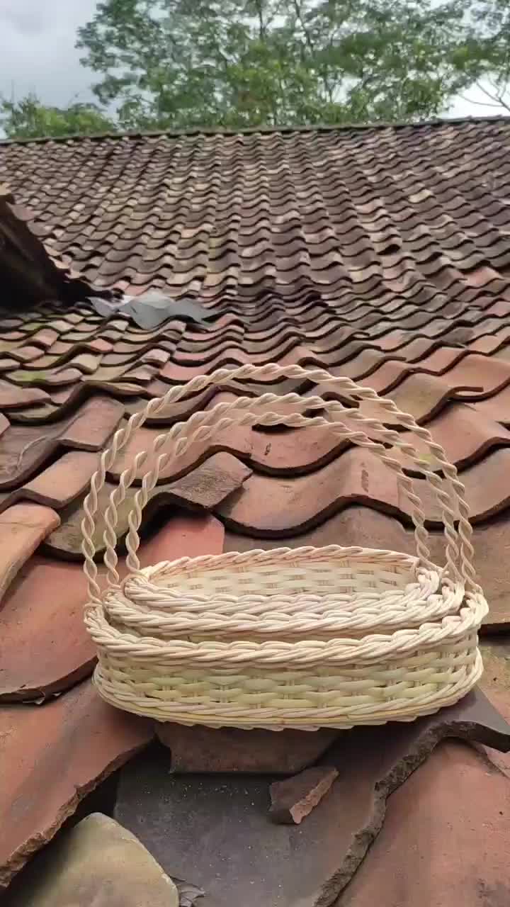 Keranjang Parsel Rotan Motif Oval untuk Buah-buahan dan Seserahan - Putih, Gagang ramah lingkungan kecantikan