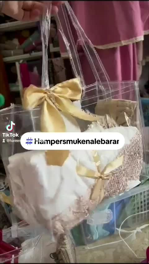 HAMPERS MUKENA PUTIH SUTRA RENDA SAJADAH TRAVELING