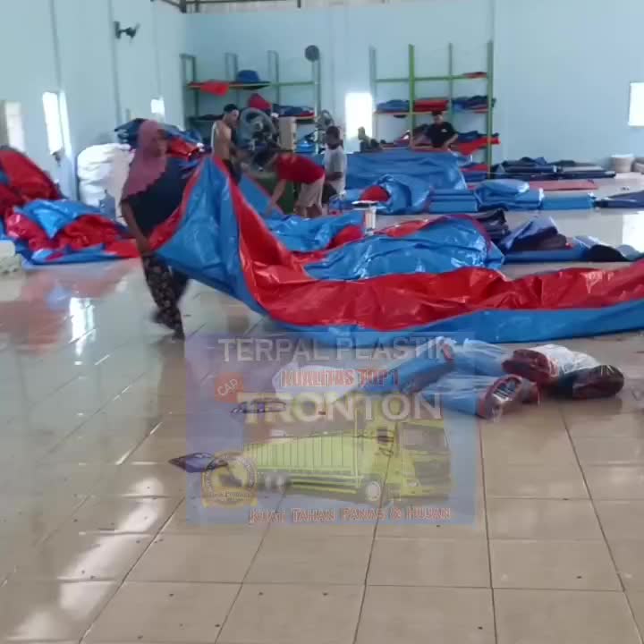 Terpal Tronton A5 4x6 Bisa Custom Meteran Plastik Tebal Lembaran Biru Murah Untuk Tenda Terop Kolam Ikan Jualan Dagang Plafon Rumah Kandang Mobil Pickup Pick Up Truk Jemuran