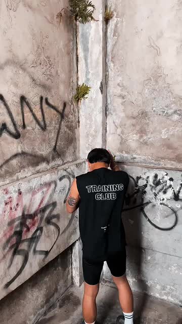 FEAR TSHIRT SINGLET /SLEEVELESS  COTTON COMBED 24s - FEAR SINGLET RUN AND GYM TSHIRT- Kaos Pria Katun Hitam Distro Motif Keren